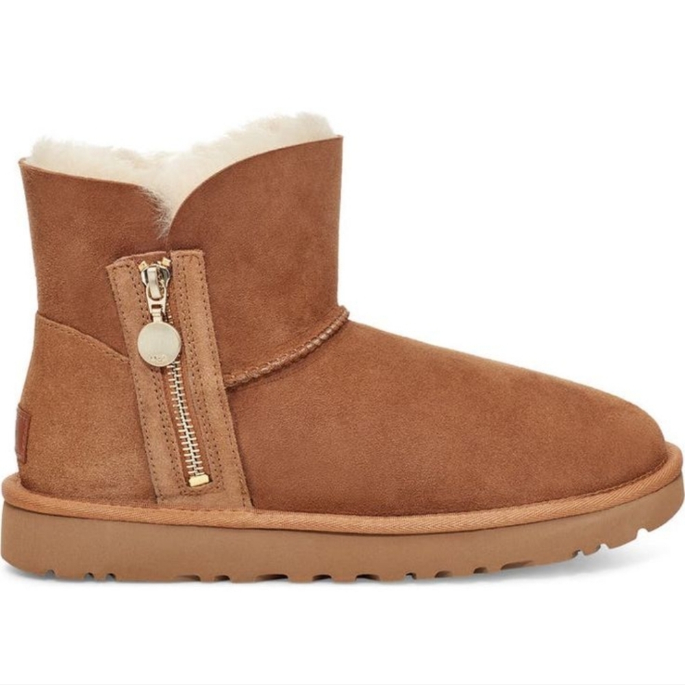 UGG Bailey Mini Zip Boots Size 7 - Picture 2 of 8